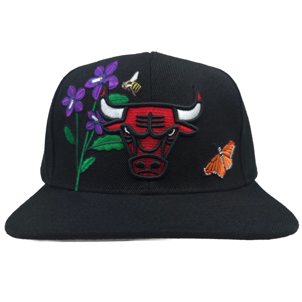 Chicago Bulls Mitchell & Ness NBA Snapback Hat Cap 3D Logo Flowers Butterfly New
